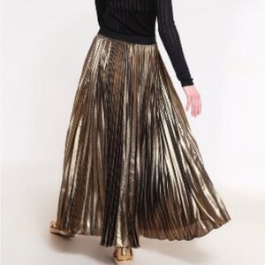 BCBGMaxAzria Metallic Gold Pleated Maxi Skirt